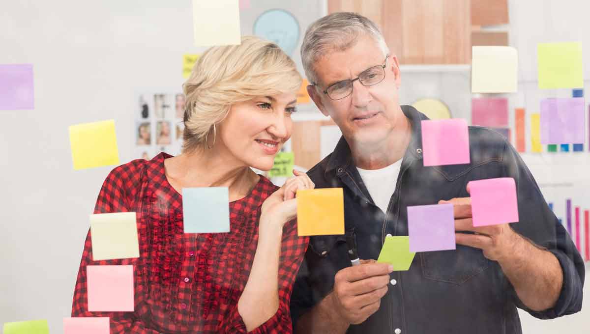 Couple with post-it notes